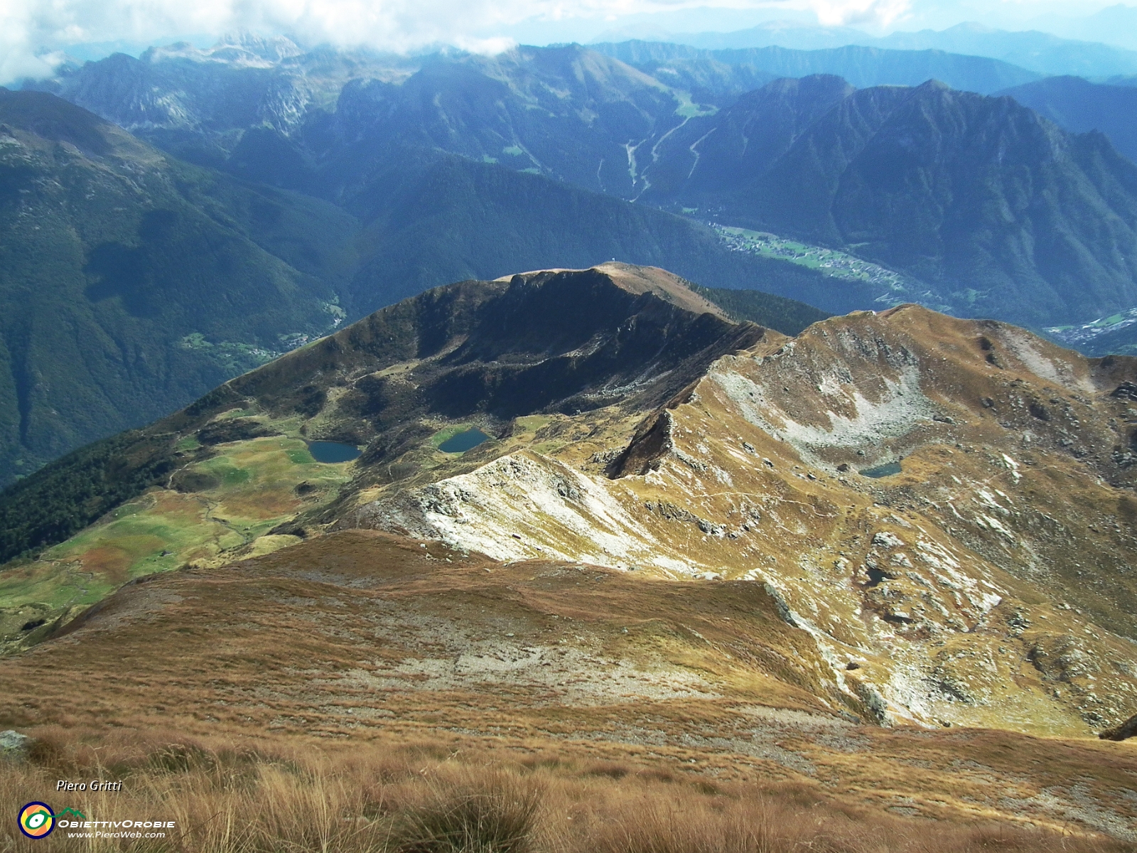 37 vista verso Costa d'Agnone, Monte Segnale e Cardeto.JPG